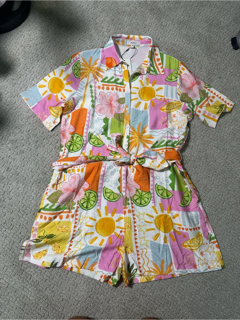 Avara Saylor Tropical Citrus Romper With Collari NWT Medium